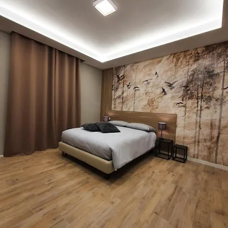 Interno 6 Via Cugia 5 *